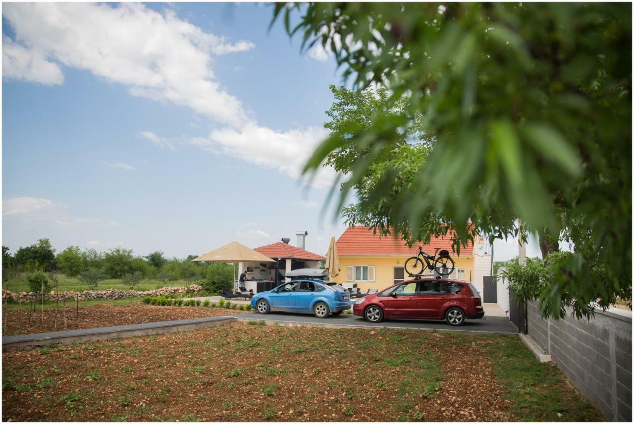 House Mellifera Hotel Razvode Екстериор снимка