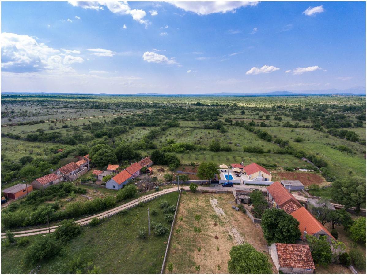 House Mellifera Hotel Razvode Екстериор снимка